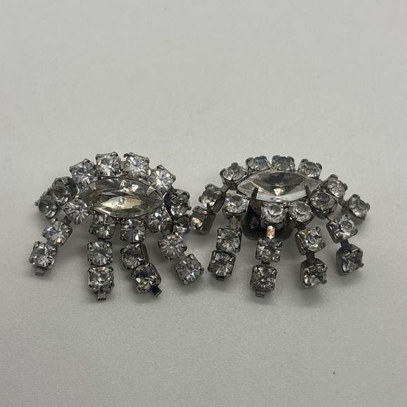 Unbranded Jewelry - Vintage Rhinestone Shoe Clips Silver Tone Clear Crystal Bridal Wedding Pair